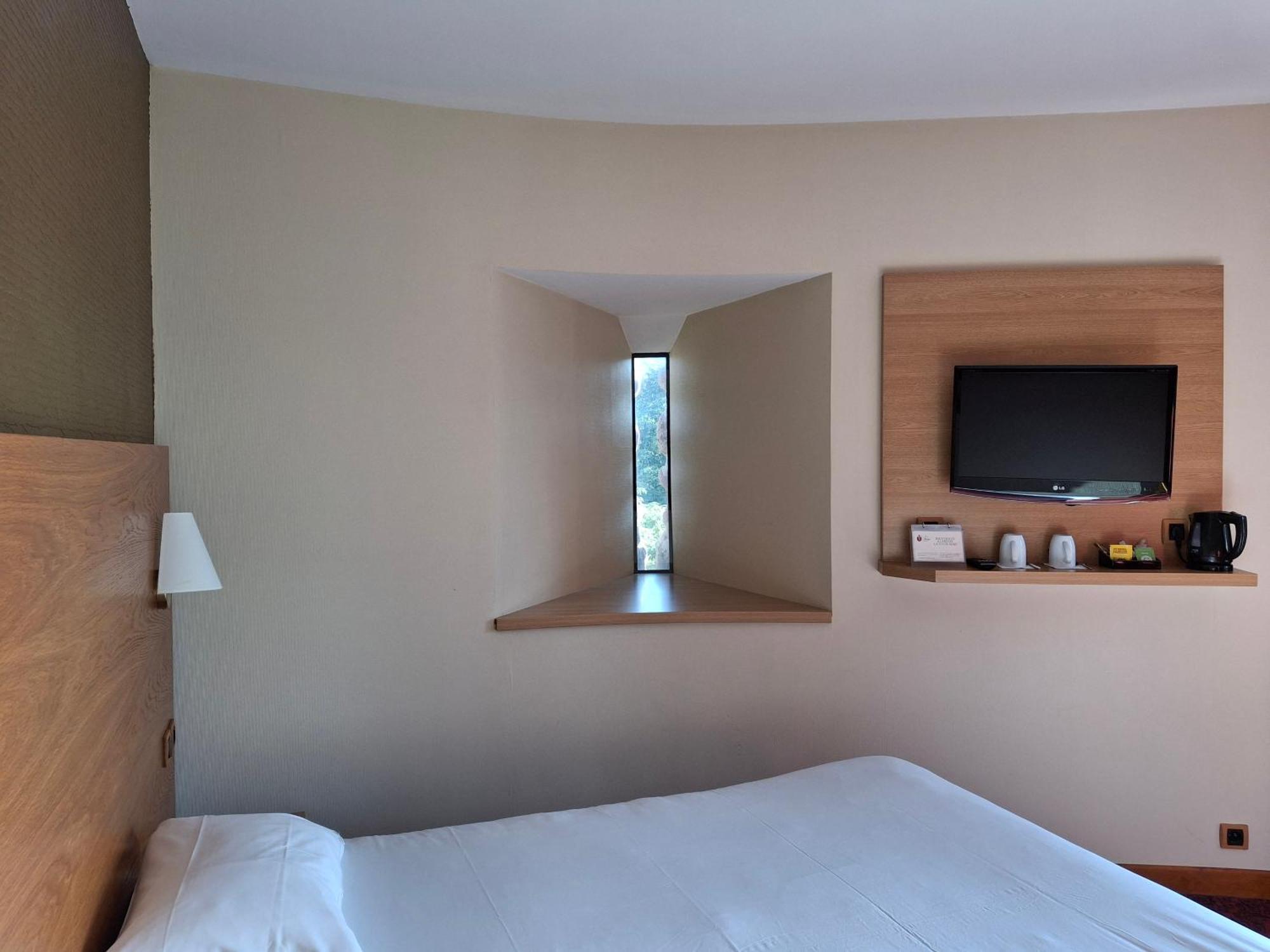 Hotel Tour Maje Родез Екстериор снимка