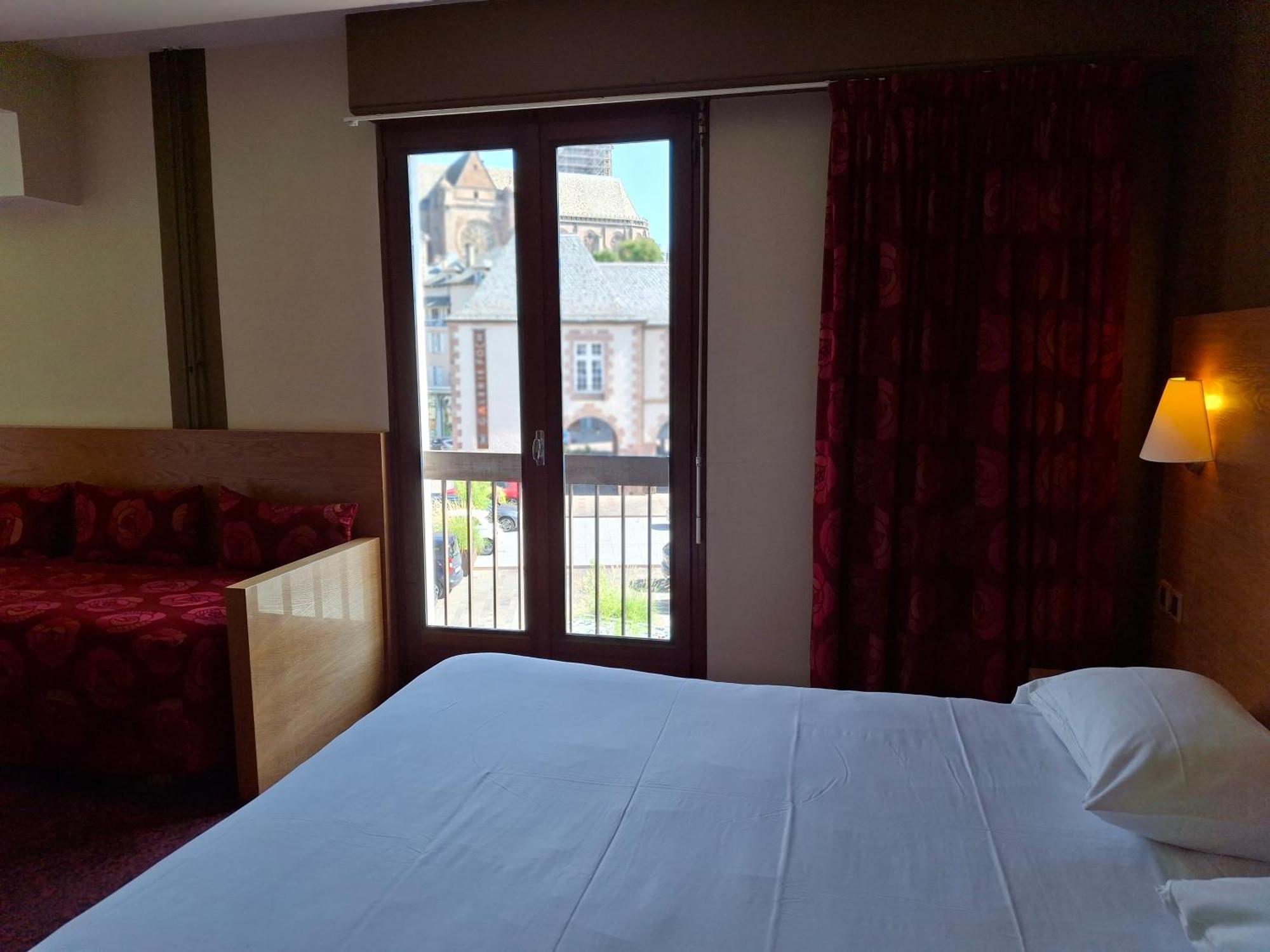 Hotel Tour Maje Родез Екстериор снимка