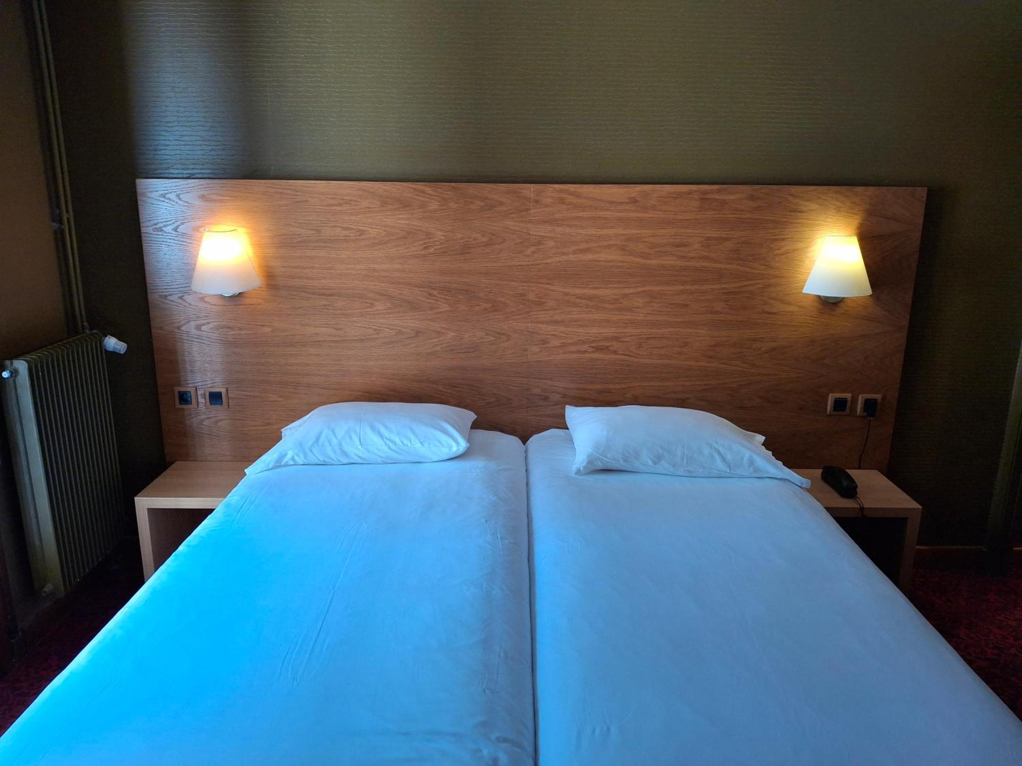 Hotel Tour Maje Родез Екстериор снимка