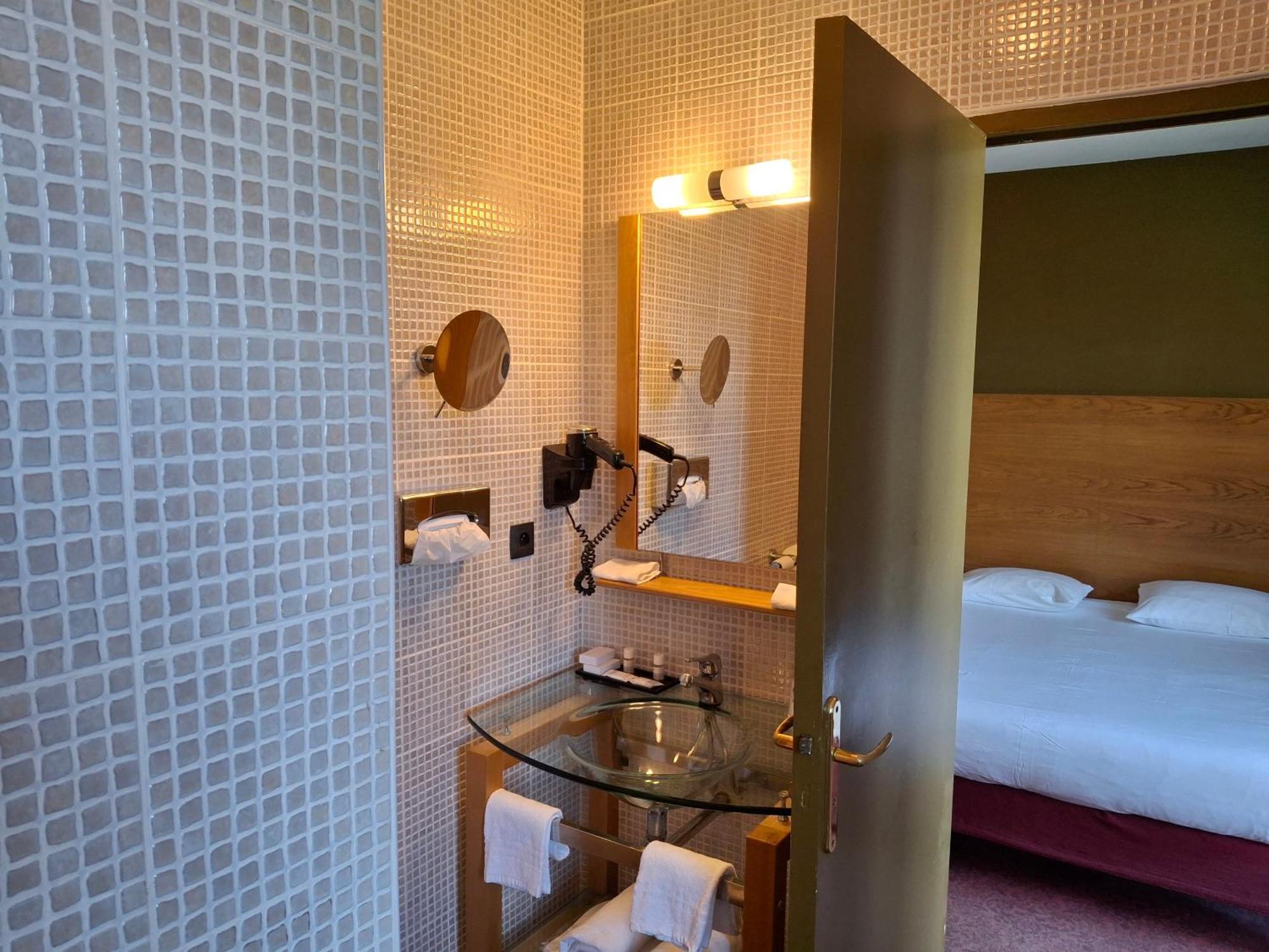 Hotel Tour Maje Родез Екстериор снимка