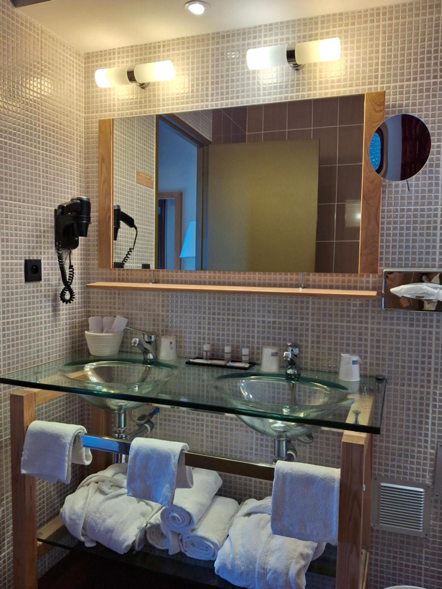 Hotel Tour Maje Родез Екстериор снимка